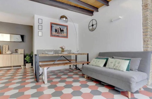 Monti Apartment | Stylish Apartment in Historic Rione Celio