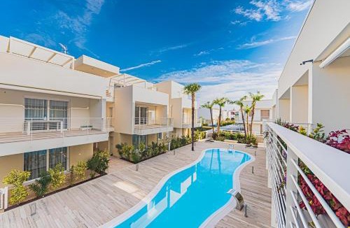 Faro Apartment | Stylish Poolside Apartment, Jesolo-Venice