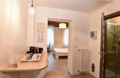 Castello House | Stylish Self-Contained Room & Bath in Castello between Biennale & San Marco