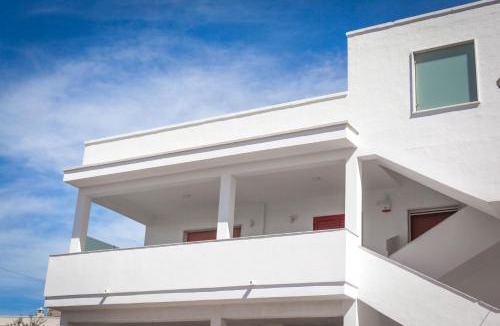 Scala di Furno Apartment | Sunkiss Apartment 500mt dal mare