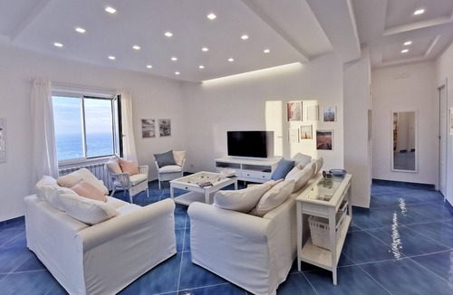 Piano di Sorrento Apartment | Sunset 2 sea view