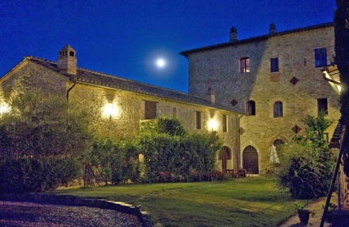 Castiglione della Valle Apartment | Superior by Interhome