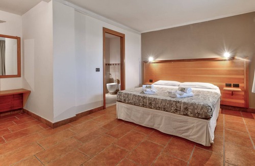 Civitavecchia Bed & Breakfast | Tenuta dell'Argento - Room 4 by Rentbeat