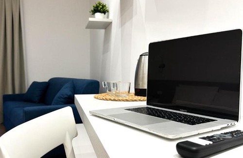 Terracina Apartment | Tenuta57 - NUOVISSIMO B&B - IMMERSO NELLA TRANQUILLITÀ - POCHI MINUTI DAL MARE DI TERRACINA - PRIVATE PARKING - FREE WI-FI