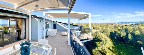 Pozzallo Apartment | Terrazza nel Blu - Attico Vista Mare con terrazza Panoramica
