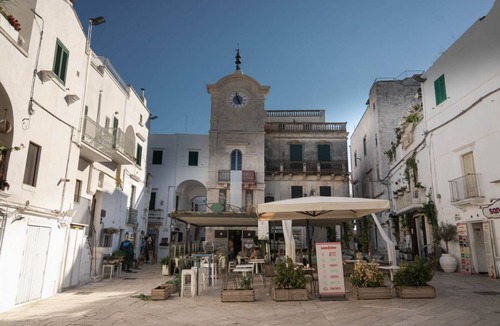 Old Town Cisternino House | Terrazza sull’Orologio | Central Square View