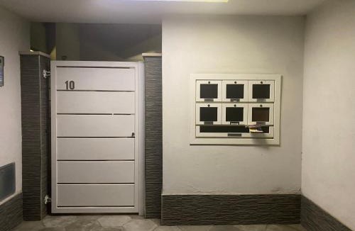 Zona XXX Castel Fusano Apartment | Terry Columbus