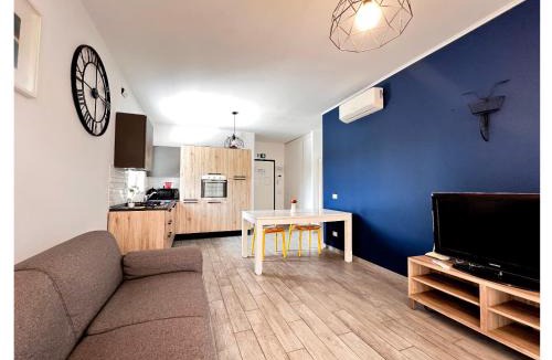 Zona XXX Castel Fusano Apartment | Terry Columbus