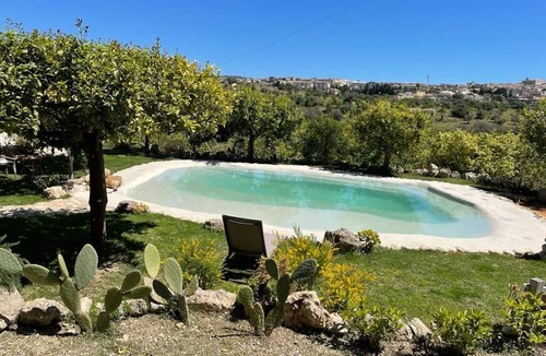 Noto Villa | The First Flower