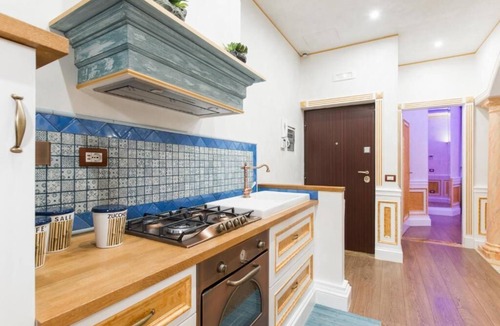 Tuscolano Apartment | THE IMPERIAL SUITE E THE BRICKS
