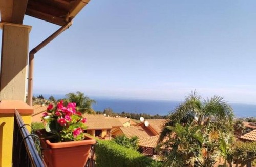 Trabia Villa | " The Pomegranate " Scenic hill and sea retreat near Palermo and Cefalù