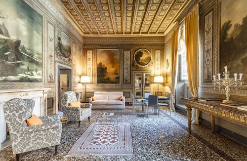 Rione IV Campo Marzio Apartment | The Princess Suite