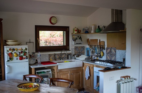 Canale Monterano Villa | The Red House in the Green Oasis