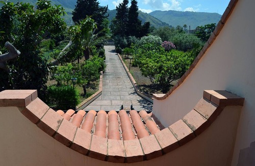 Torre Colonna-sperone Villa | The right place for families, children and pets. countryside and sea.