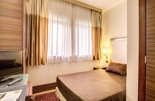 Tuscolano Hotel | The Strand Hotel