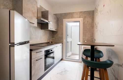 Municipio 2 Apartment | The Urban Nest White and Grey by Wonderful Italy