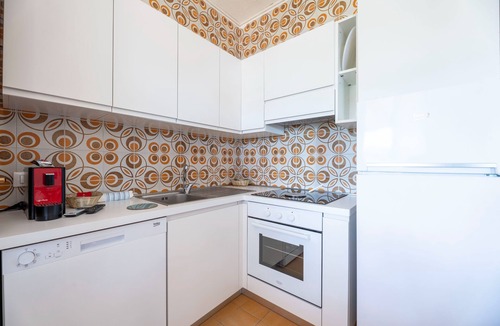 Fetovaia Apartment | Three-room flat Montecristo