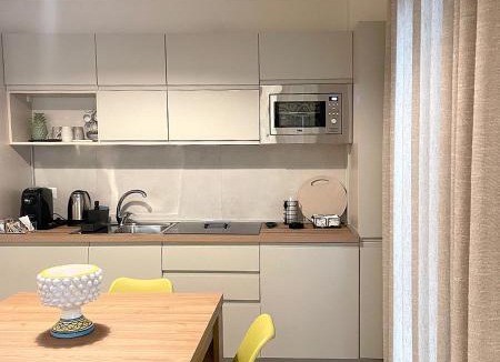 Margherita di Savoia House | Torre Girasale
