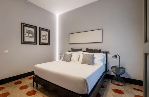 Rione XVI Ludovisi Apartment | Toscana 2 - FromHometoRome