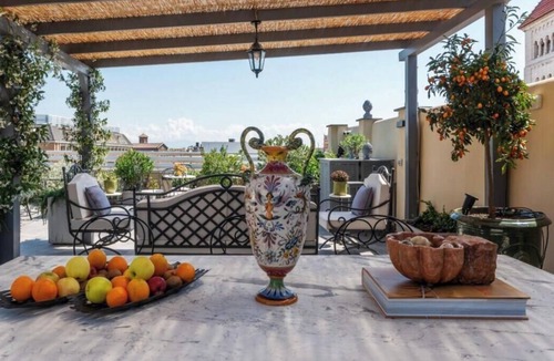 Rione XVI Ludovisi Apartment | Toscana 8 - FromHometoRome