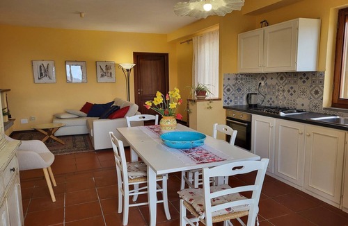 Monte Santa Maria Tiberina House | Tranquil Farmhouse in Umbria