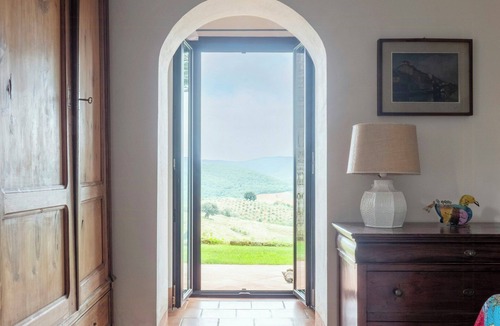 Magliano in Toscana House | Traditional Tuscan villa on hill with pool