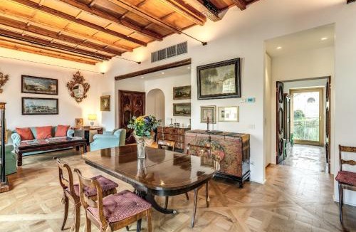 Trastevere Apartment | Trastevere Outstanding 4 BR Terraced Apartment