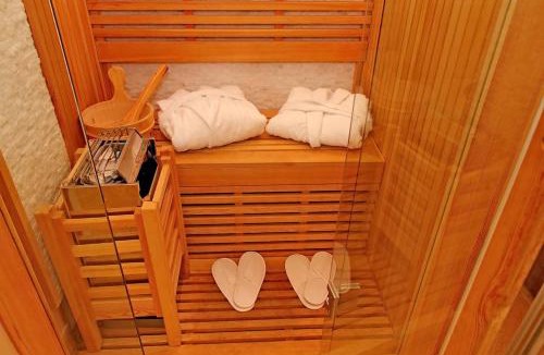 Rione VII Regola Apartment | TreasureRome Campo de' Fiori Retreat
