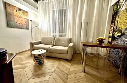 Rione II Trevi Apartment | Trevi Little Palace #3