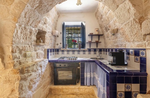 Martina Franca Cottage | Trullo del Sole by BarbarHouse