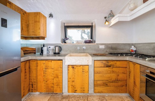 Ostuni Villa | Trullo Luna 6+1, Emma Villas
