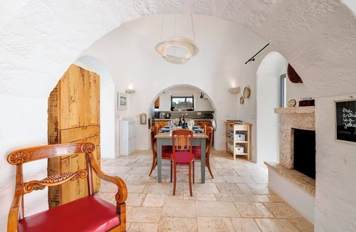 Ostuni Villa | Trullo Luna 6+1, Emma Villas