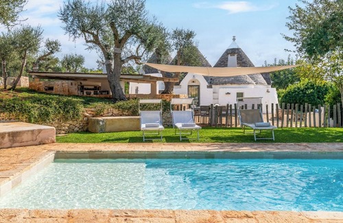 Ostuni Villa | Trullo Luna 6+1, Emma Villas