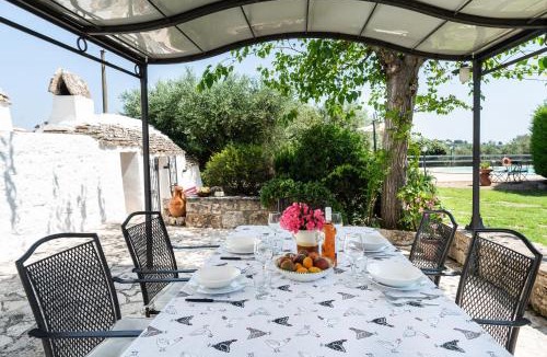 Putignano Villa | Trullo Nora with private pool near Alberobello