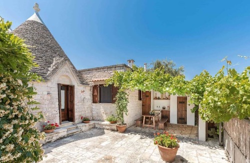 Impalata House | Trullo Sabina-Authentic Trullo