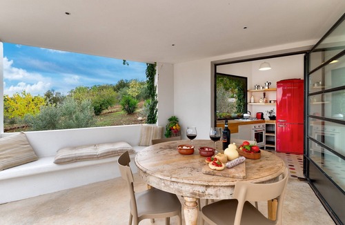 Martina Franca Villa | Trullo Santa Pazienza 6+3, Emma Villas