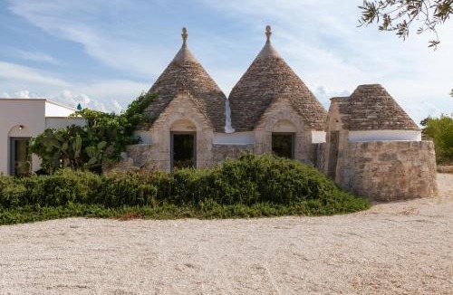 Castellana Grotte Villa | Trullo Santavista - Authentic trullo with pool and panoramic view