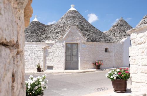 The Trulli of Alberobello House | Trullo Soave Relax & Wellness