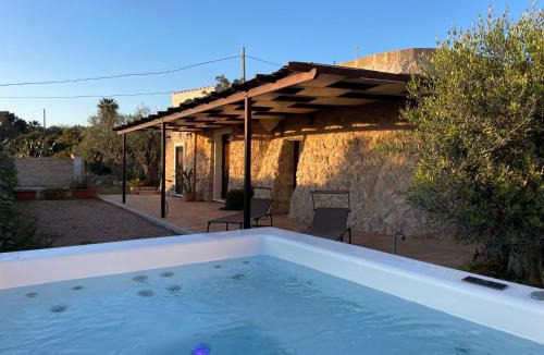 Marina di Felloniche Villa | TRULLO VISTA MARE - Mini piscina riscaldata con idromassaggio