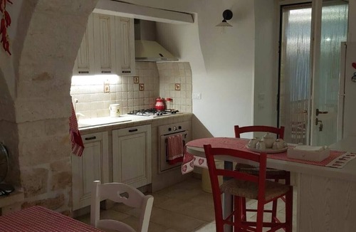 Martina Franca House | Trullo 'Vito with Pool' with Private Pool, Shared Terrace and Wi-Fi