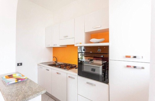 Torre Vado Apartment | Tulip house with sea view in Torre Vado