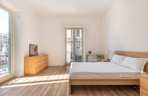Ruggero Settimo Apartment | Turati Apartment al Politeama by Wonderful Italy