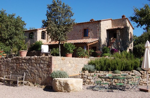 Sassofortino House | Tuscan podere, main house, pool, dogs welcome,