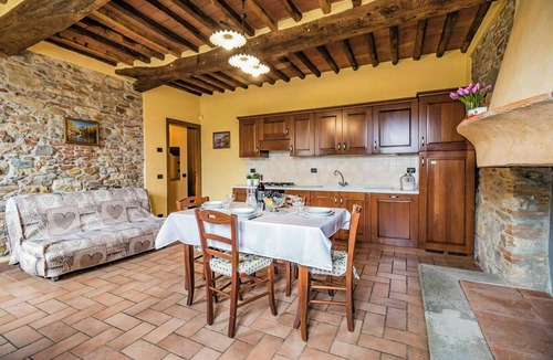Cascine-La Croce Apartment | Tuscan Stone Apartment with Pool near Lucca