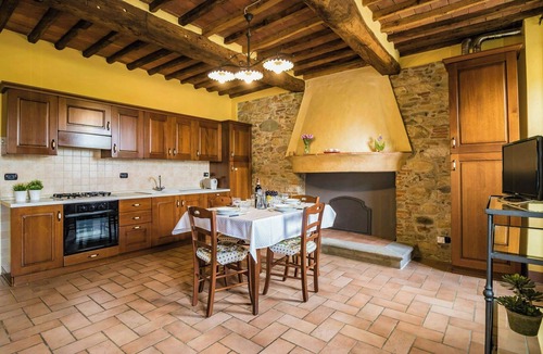 Cascine-La Croce Apartment | Tuscan Stone Apartment with Pool near Lucca