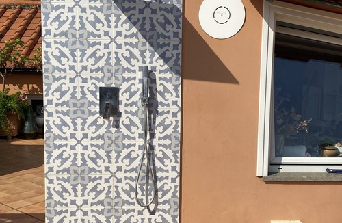 Sant'Agnello Bed & Breakfast | Two Double rooms with private bathrooms and an equipped roof terrace.