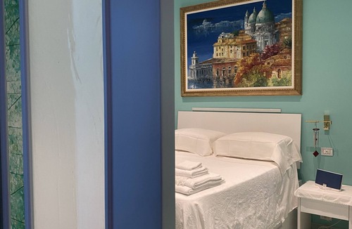 Sant'Agnello Bed & Breakfast | Two Double rooms with private bathrooms and an equipped roof terrace.
