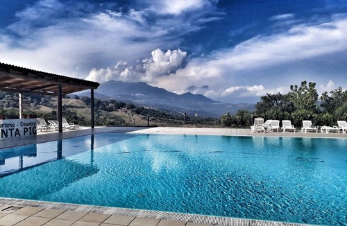 San Severino Apartment | Two-room apartment with a patio just steps from Palinuro "2"