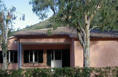 Rio nell'Elba Apartment | Two-room apartment with veranda and garden 50 meters from the sea - Sole e Mare Resort