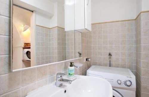 Apricale Apartment | U Graie
